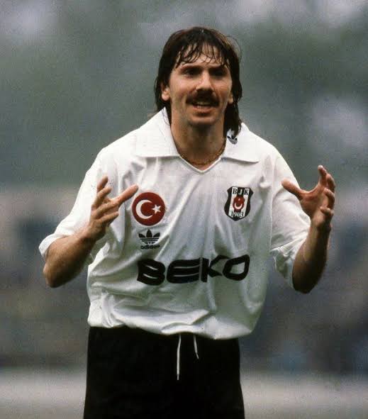 Tarihin en iyi Beşiktaşlı futbolcusu - 2